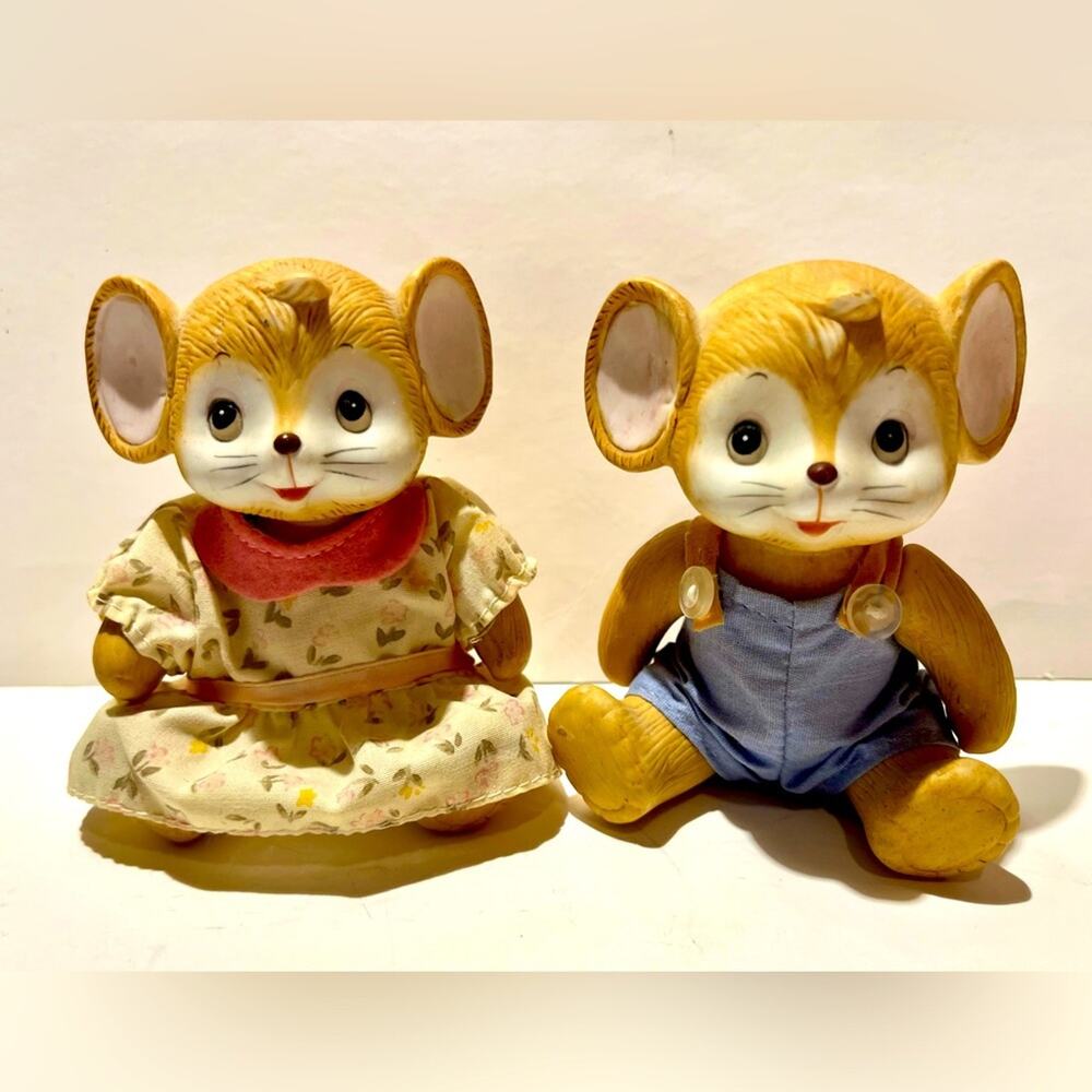 Homco vintage porcelain country mice with moveable joints